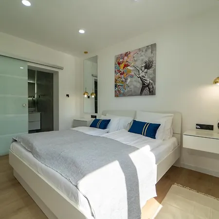 Vila Mare&monti In Opatija, Heated Pool With Sea View Opatija