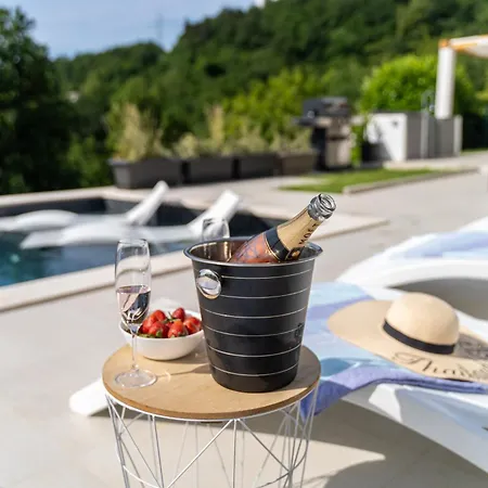 Mare&monti In Opatija, Heated Pool With Sea View