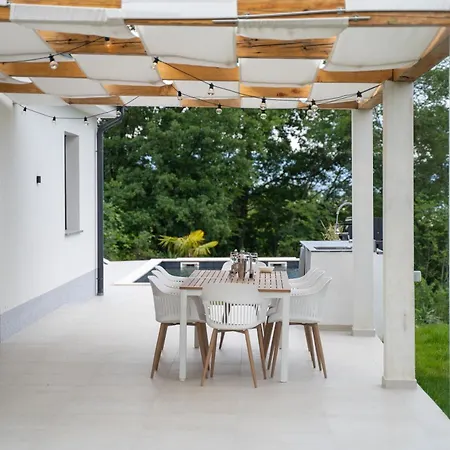 Mare&monti In Opatija, Heated Pool With Sea View Vila Opatija