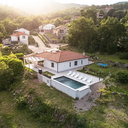 Mare&monti In Opatija, Heated Pool With Sea View 오파티아