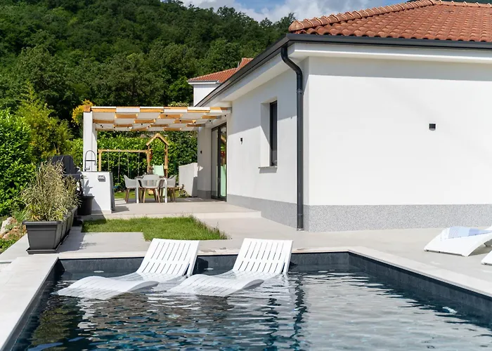 Mare&monti In Opatija, Heated Pool With Sea View Opatija