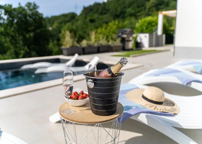 Mare&monti In Opatija, Heated Pool With Sea View *