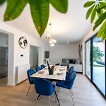 Mare&monti In Opatija, Heated Pool With Sea View 빌라 *