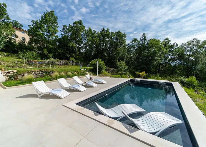 Mare&monti In Opatija, Heated Pool With Sea View オパティヤ